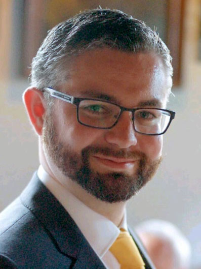 Dr. Brett Metcalfe